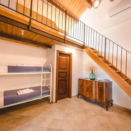Agriturismo Vittoria Farm stay