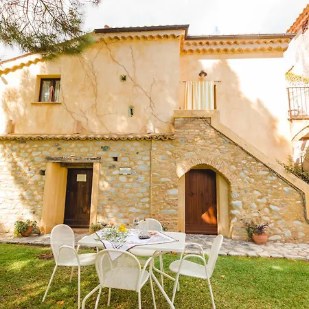 Alloggio per agriturismo Vittoria Guardavalle