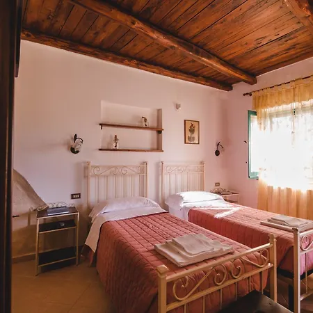Agriturismo Vittoria Farm stay Guardavalle
