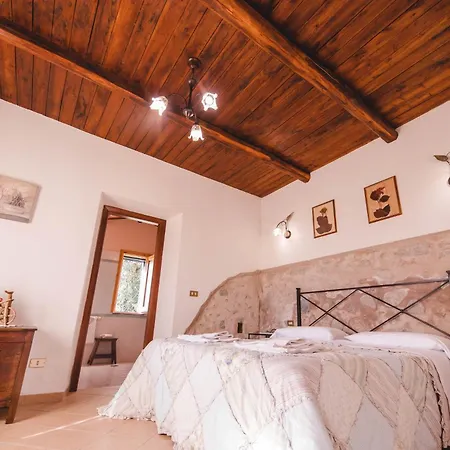 Alloggio per agriturismo Vittoria *